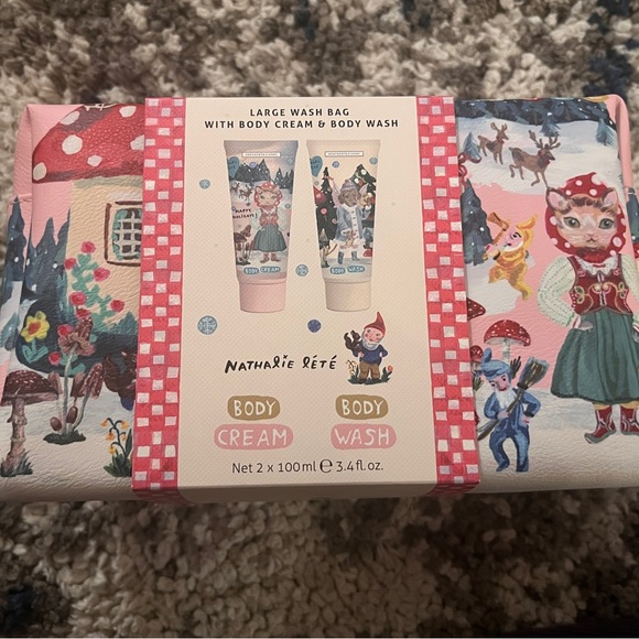 NEW Nathalie Lete Myrtle Large XL Wash Bag With Body Cream & Body Wash,New Products : American Fashion Style Bags On Sale